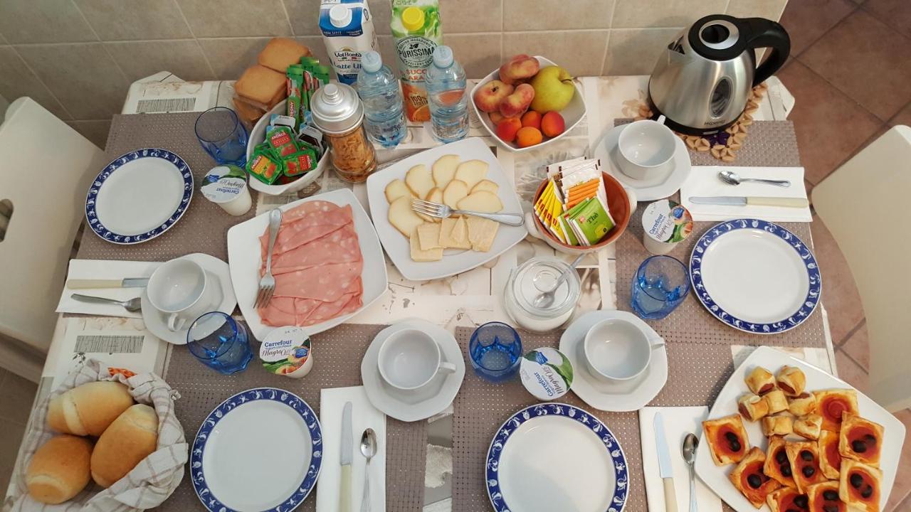 לינה וארוחת בוקר Montalto Dora La Taverna Di Tony מראה חיצוני תמונה